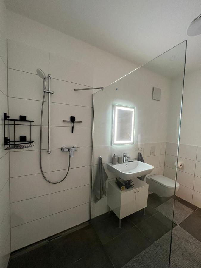 Luxurioeses Apartment Fuer 4 Personen, Neubau, Parkplatz Free Bochum Zewnętrze zdjęcie