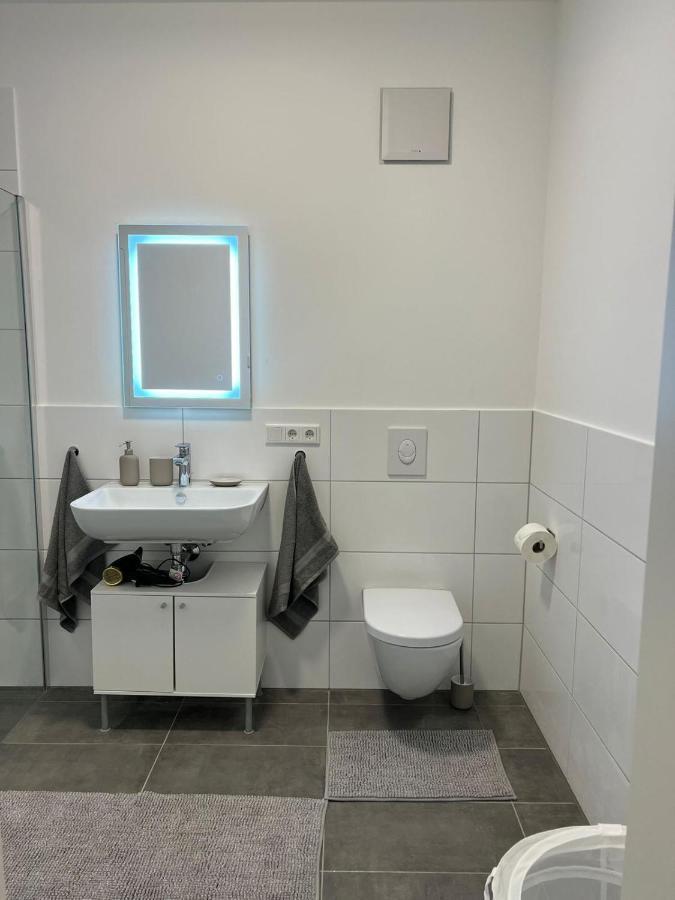 Luxurioeses Apartment Fuer 4 Personen, Neubau, Parkplatz Free Bochum Zewnętrze zdjęcie